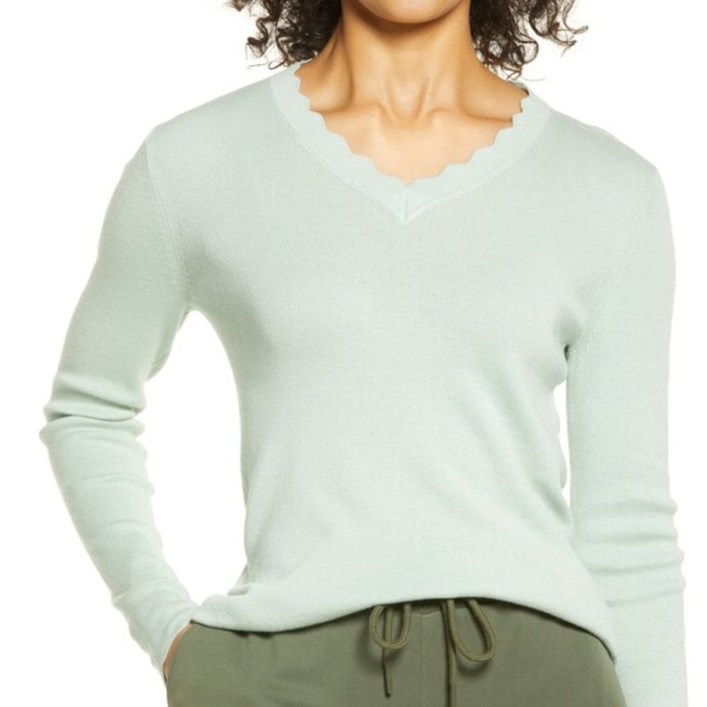 New Halogen Scallop V-Neck Sweater Green Fondant Size XXL